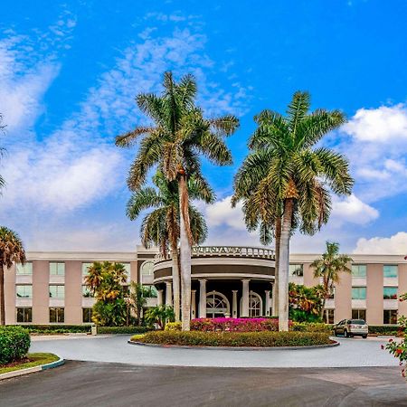 La Quinta By Wyndham Naples Downtown Hotel Екстериор снимка