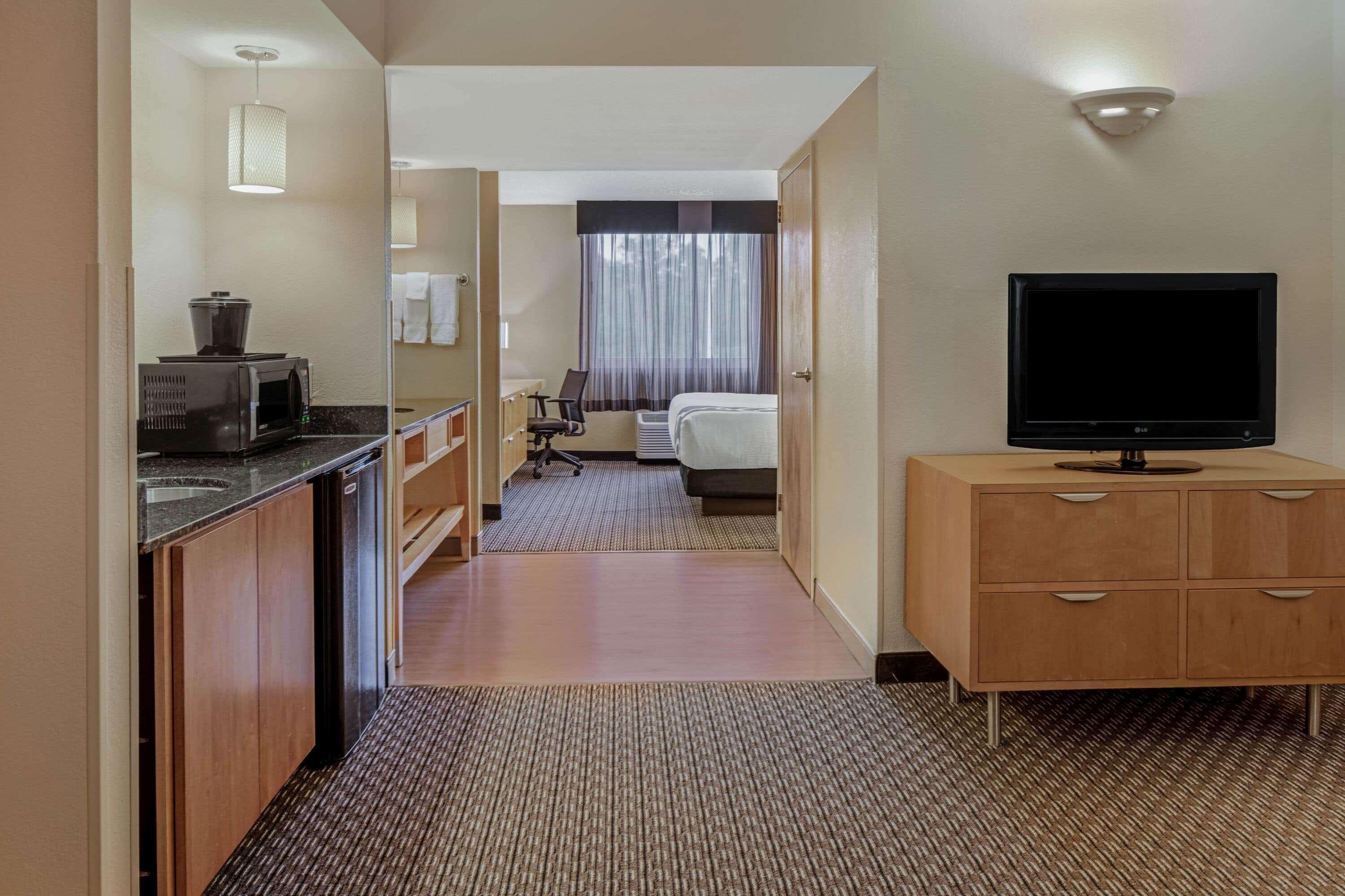 La Quinta By Wyndham Naples Downtown Hotel Екстериор снимка