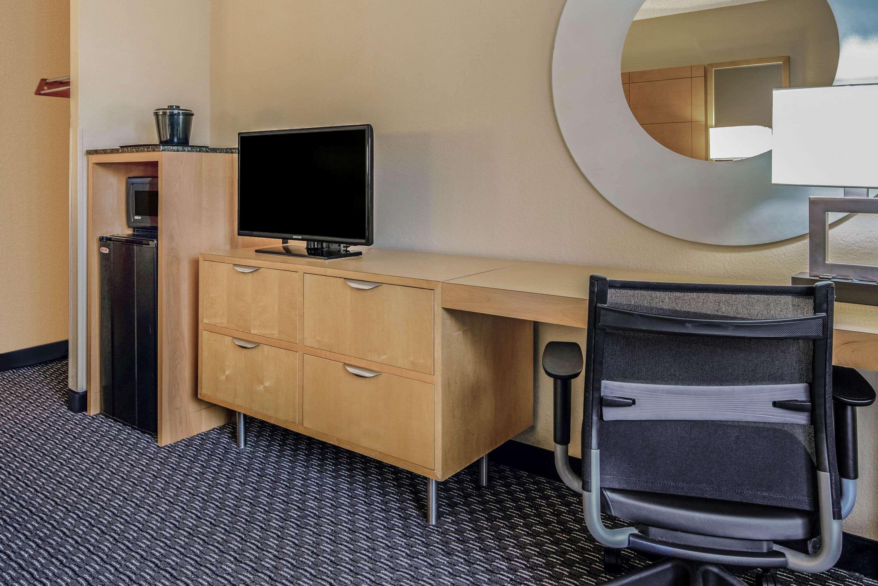 La Quinta By Wyndham Naples Downtown Hotel Екстериор снимка