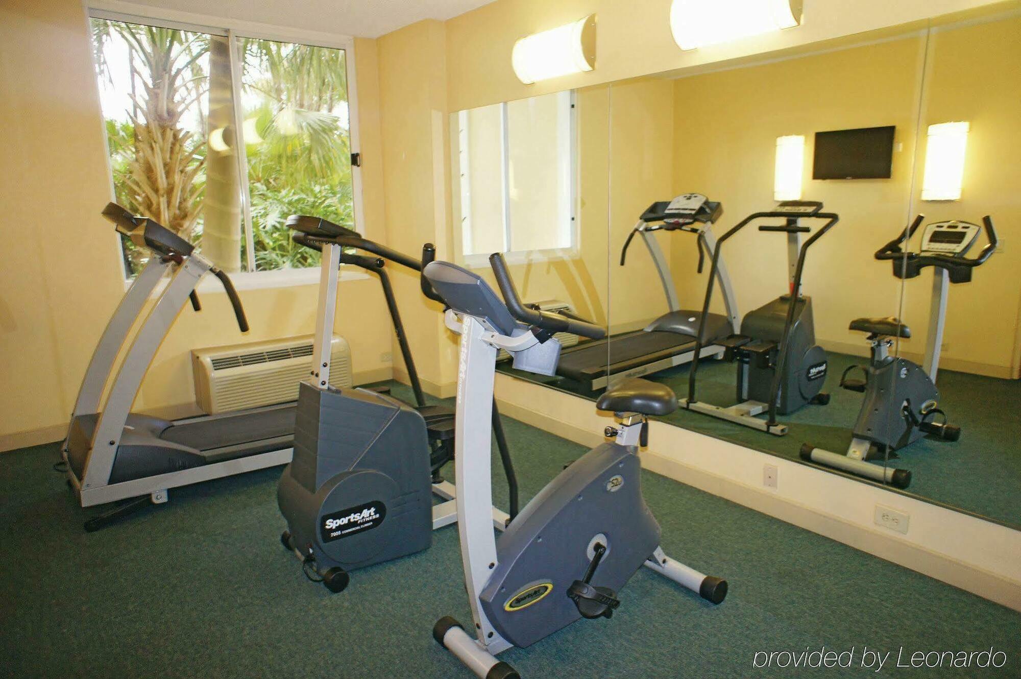 La Quinta By Wyndham Naples Downtown Hotel Екстериор снимка